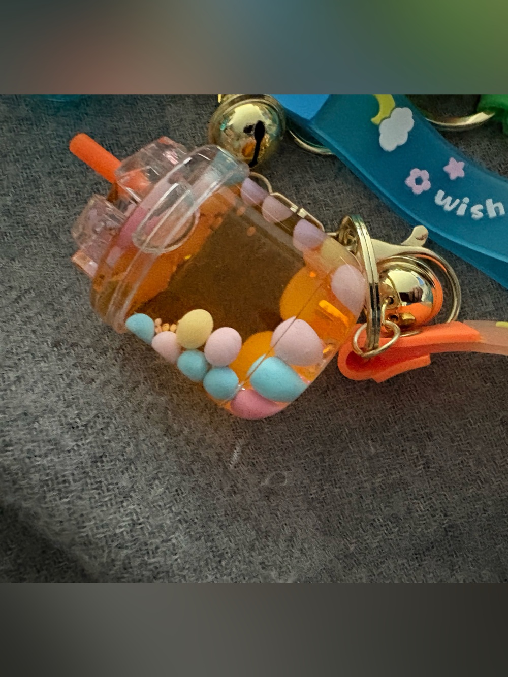 Keychain cups with liquid juice or boba tea with strap that says wish - Picture 5 of 14